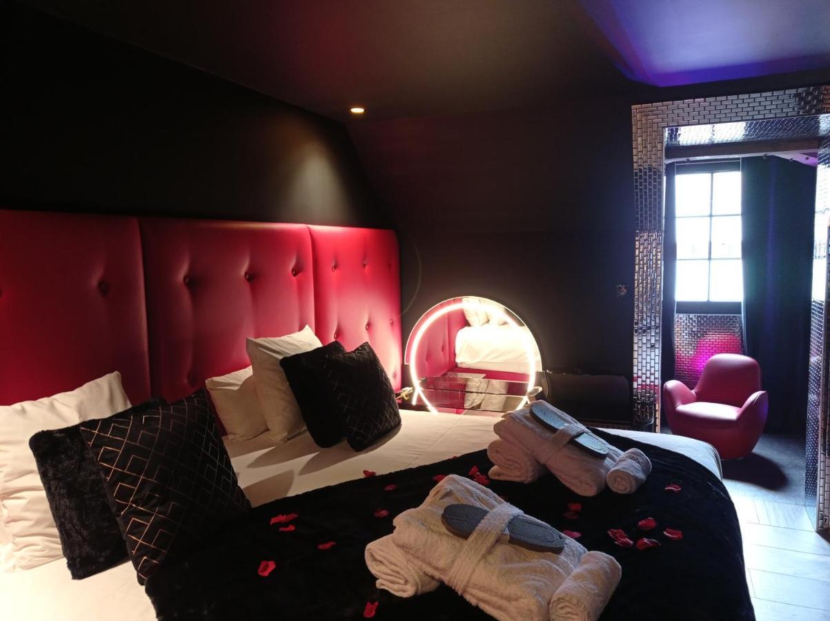 Hotel Et Spa Le Lion D'Or Pont-Évêque Екстериор снимка